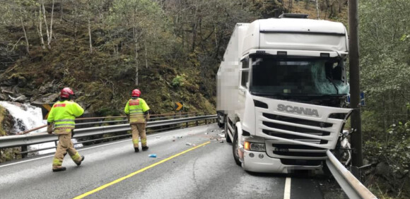 Bussjåføren døde etter kollisjonen i Voss